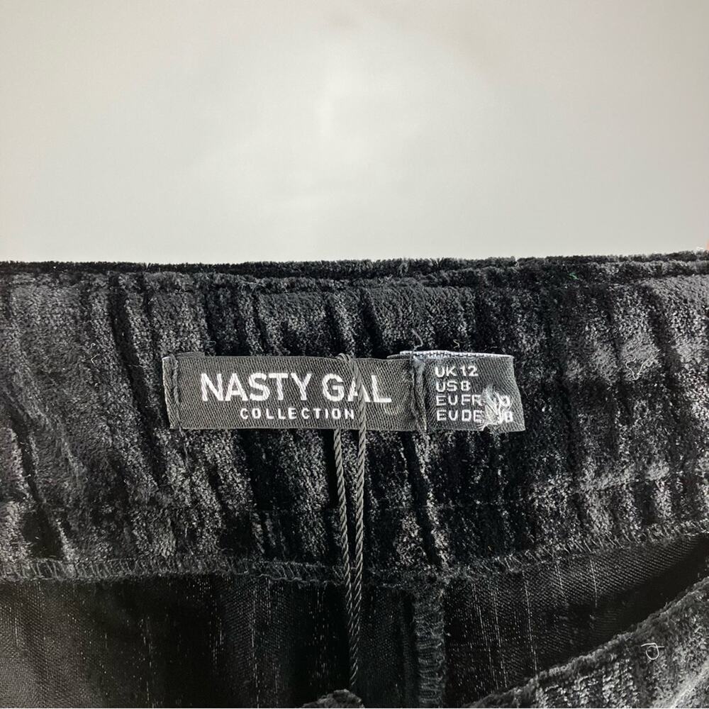 NWT NASTY GAL Premium Velvet Wide Leg Pants Black 8 - Picture 3 of 5